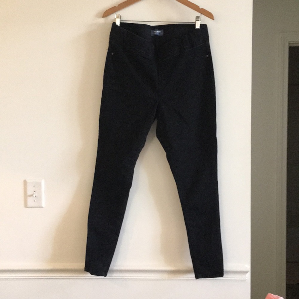 Women’s black rockstar stretch jeans size 16